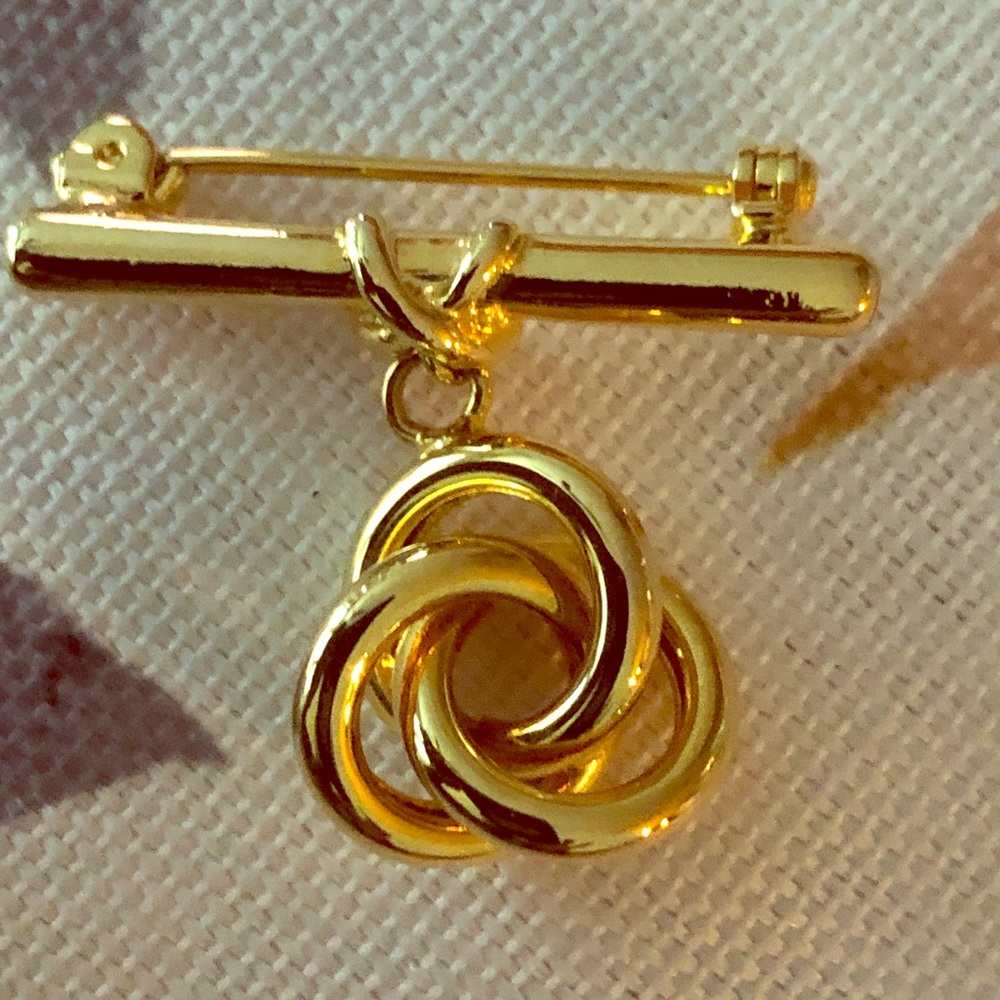 VINTAGE GLAM LOVE KNOT PIN